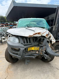 Stripping Mahindra Scorpio Mhawk For Spares
