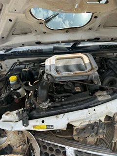 Stripping Nissan NP300 YD25 For Spares