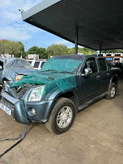 Stripping Isuzu KB300 Dteq Automatic For Spares