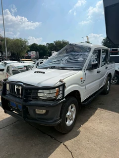 Stripping Mahindra Scorpio Mhawk For Spares
