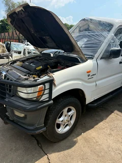Stripping Mahindra Scorpio Mhawk For Spares