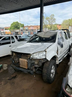 Stripping GWM Steed 5 2.5 TCI For Spares