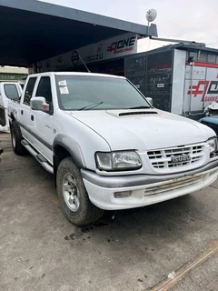 Now Stripping Isuzu KB300 For Spares