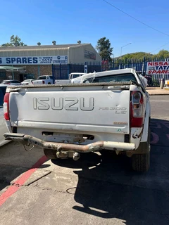 Isuzu 2012 KB300 Dteq 4JJ1 Stripping For Spares