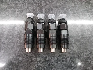 Ford WL 2.5 Injectors New