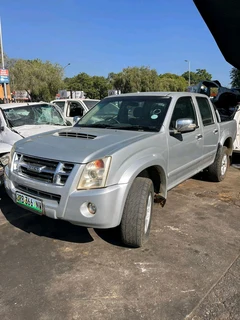 Stripping 2012 Isuzu KB300 Dteq 4JJ1 For Spares