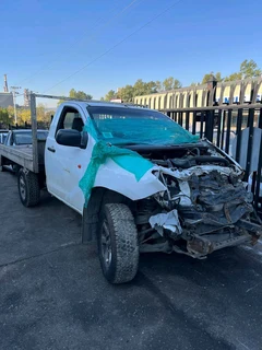 Stripping Isuzu 2017 Dmax Kb250 Dteq For Spares