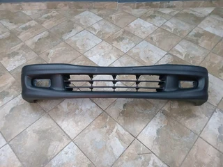 Isuzu 2000-04 Face-lift Front Bumper