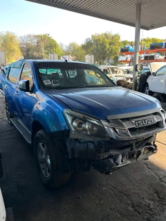 Now Stripping Isuzu Dmax KB300 2015