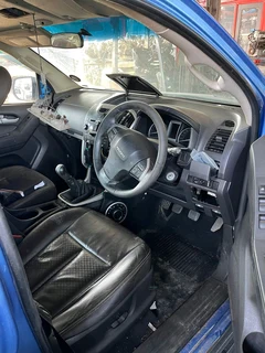 Now Stripping Isuzu Dmax KB300 2015