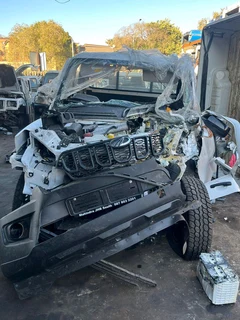 Stripping Mahindra Scorpio S4