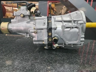 Hilux 4 Bolt Gearleaver Gearbox New