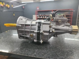 Hilux 4 Bolt Gearleaver Gearbox New