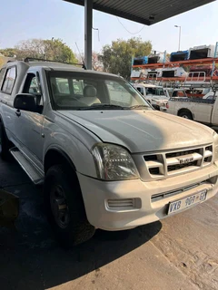 Now Stripping Isuzu KB240 For Spares