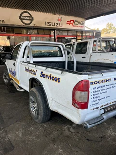Stripping Isuzu KB250 Gobig For Spares
