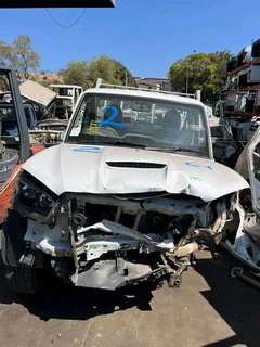 Stripping Mahindra Scorpio S4 For Spares