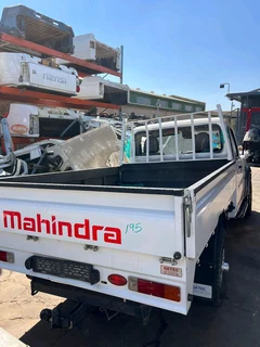 Stripping Mahindra Scorpio S4 For Spares