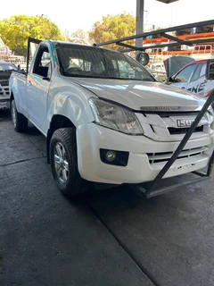 Stripping Isuzu KB240 2014 For Spares