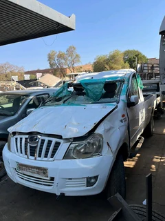 Stripping Mahindra Ginio Mhawk For Spares