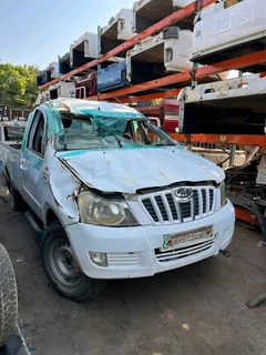Stripping Mahindra Ginio Mhawk For Spares