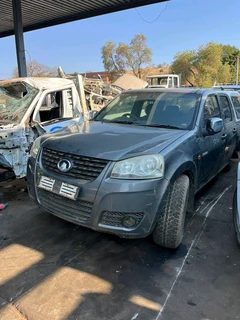 Stripping GWM Steed 5 2.2 For Spares