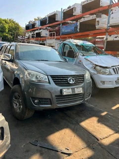 Stripping GWM Steed 5 2.2 For Spares