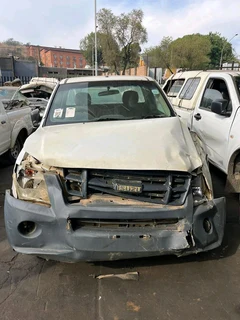 Stripping Isuzu KB250 For Spares