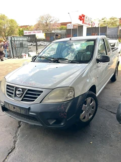 Stripping Nissan K7M For Spares