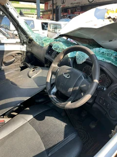 Stripping Mahindra Scorpio S4 Mhawk For Spares