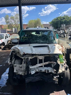 Stripping Mahindra Scorpio S10 SUV 4x4 For Spares