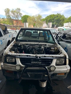 Stripping Isuzu KB280 For Spares