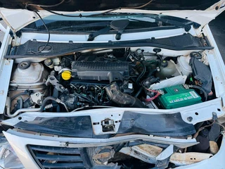 Stripping Nissan NP200 1.5 For Spares