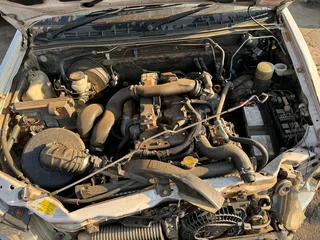 Stripping Mahindra Scorpio 2.5 For Spares