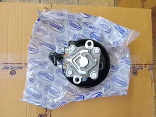 Selling Mahindra Scorpio Mhawk S4/S6/S11 New Power Steering Pump
