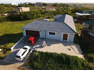 House in Paradise Beach