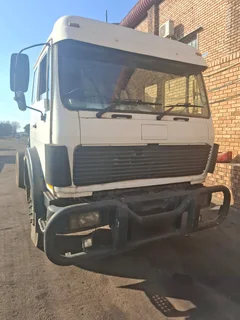 1994 Mercedes-Benz 1933 single diff