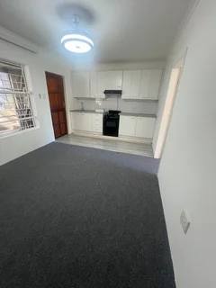 Modern &amp; Secure 1-Bedroom Cottage in Darrenwood