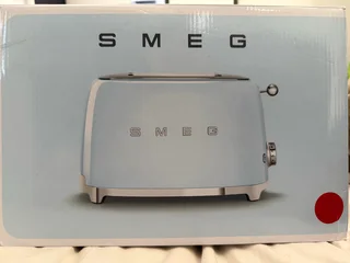 SMEG Modern Retro Toaster – 2 Slots, Fits 4 Slices, Red, New in Box