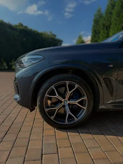 2022 BMW X5 xDrive30d (G05) | Low Mileage — 46,000km | Full House