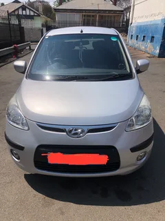 I am selling my 2010 Hyundai i10. 1.2 engineThe car drives very smooth Air-condition is working perf