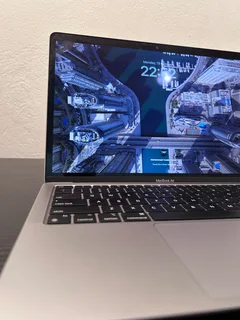 Apple M1 MacBook Air 13&#34;