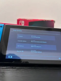 Nintendo Switch &#43; Docking Station &#43; Joy-Con Controller &#43; Extra Joy-Cons