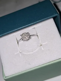 9ct white gold and diamond round cluster ring