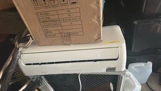 Midea 9000 BTU aircon