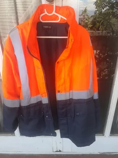 Tuff Reflecter Jacket Selling For R 500 - 00. Whatsapp Jon On 064 988 4442. .