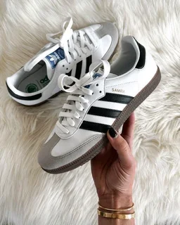 Samba sneakers