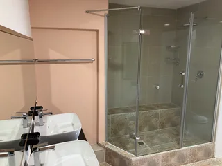 4 BED 3 BATH &#43; FLAT (R9,000 INCOME) - WESTVILLE