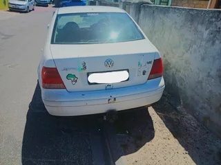 COMPLETE MOTOR VEHICLES BREAKING UP FOR SPARES