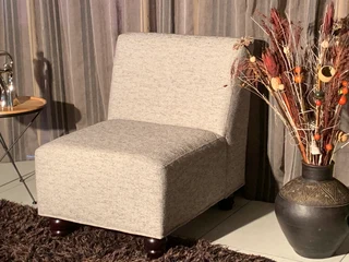 Single Chair  ( swift )