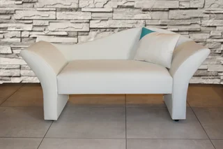 Chaise Lounge  ( Elizabeth )